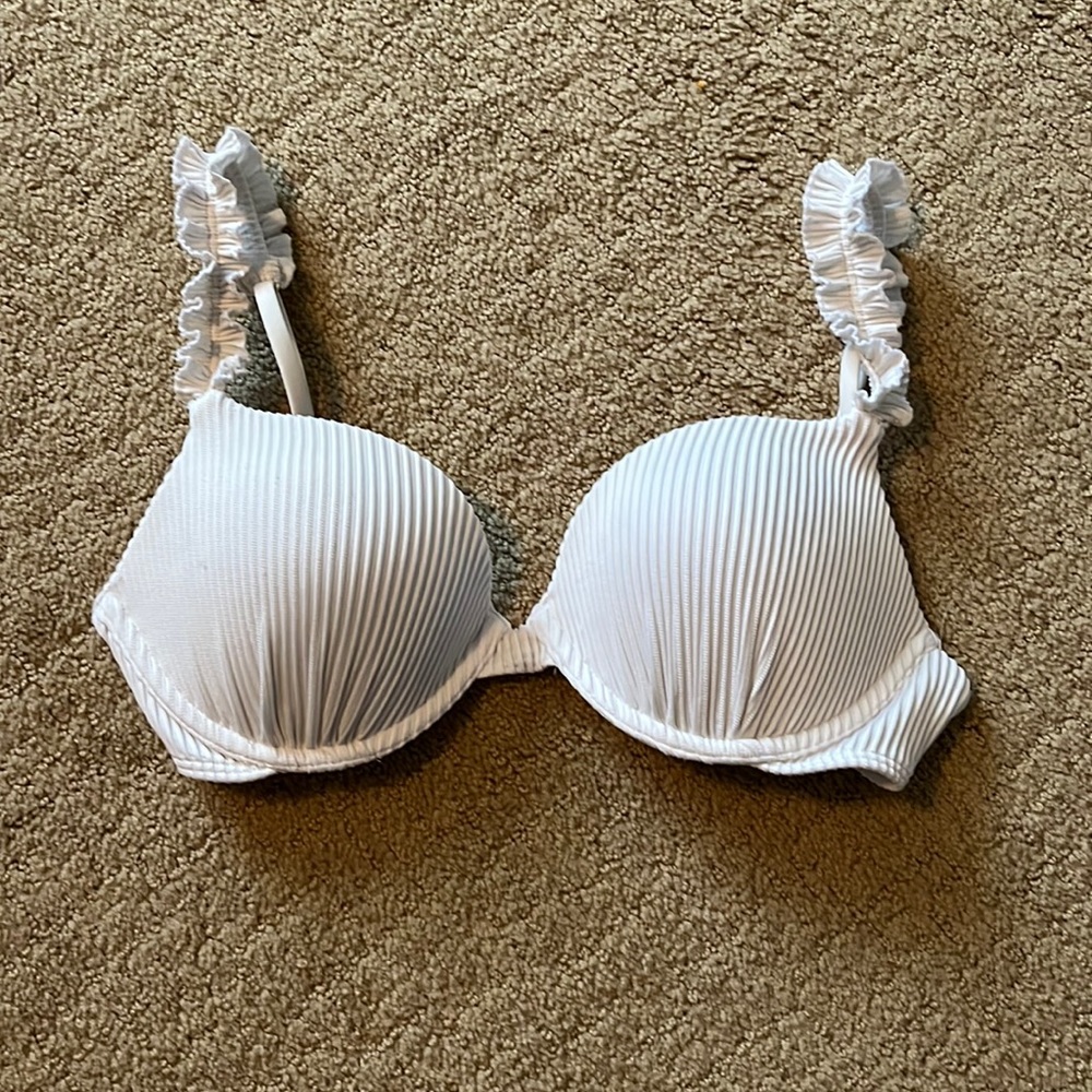 Hollister bikini top
